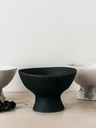Trio of Trend{ING}s Clay-footed bowls in white, stone and black