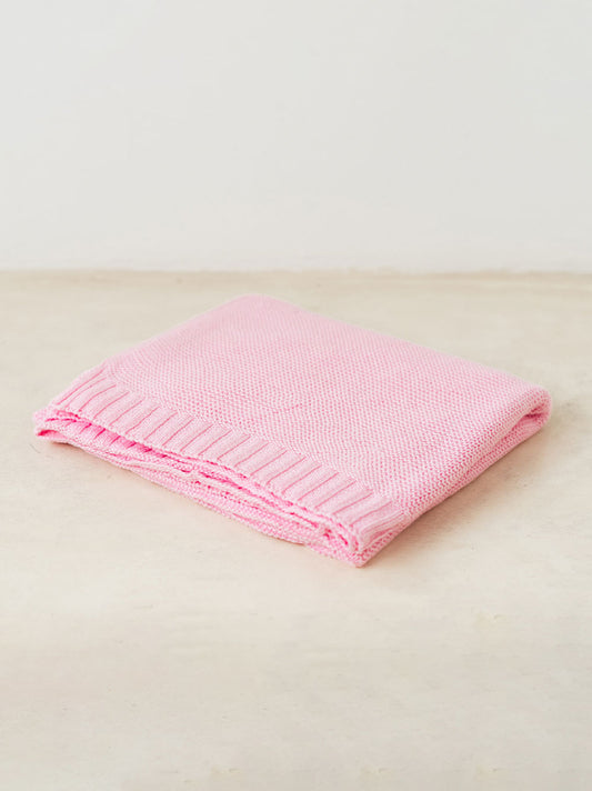 Trend{ING}s Cotton Baby Blanket in bubblegum colour