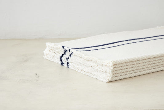 Trend-ings Woven Table Placemats, available in a set of 6, Blue Stripe colour