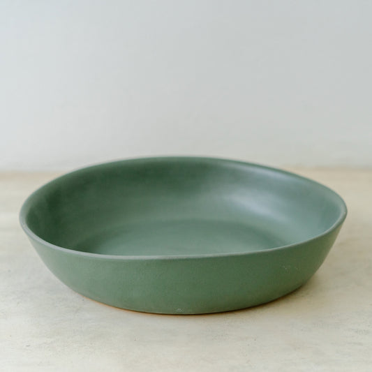 Trend{ING}s empty Acacia small stone salad bowl in green