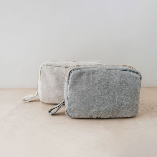 Trend-ings Cotton Travel Bag Kit in grey and linen colour